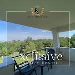 The Reference Club Restaurant & Lodge