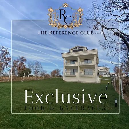 The Reference Club Restaurant & ロッジ