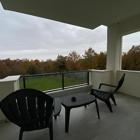 The Reference Club Restaurant & * Lüleburgaz